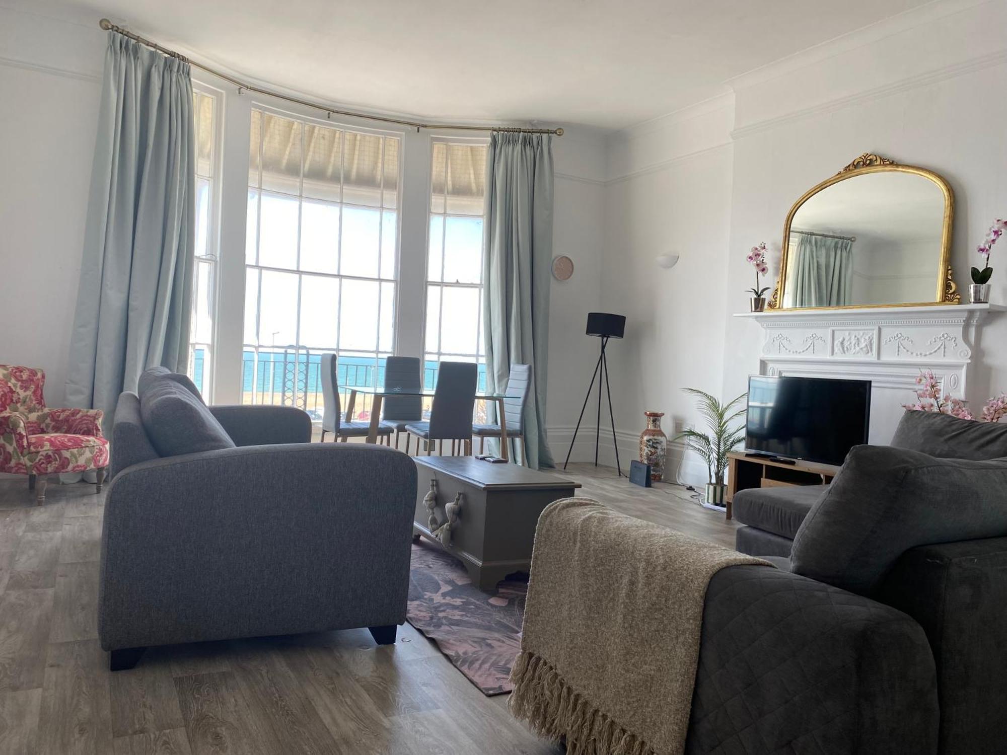 Period Sea View Flat In Hastings Apartment Exterior foto